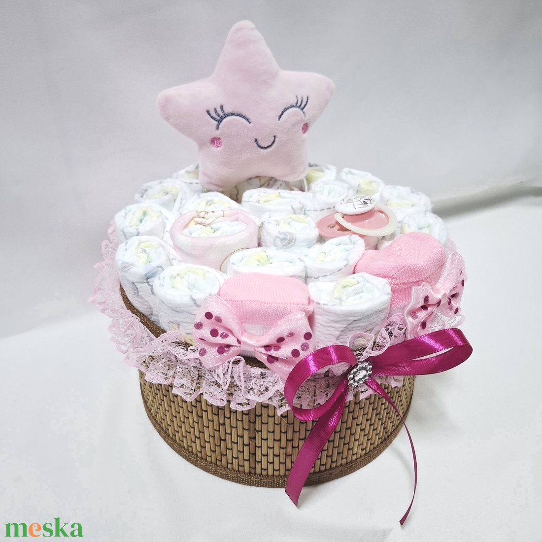 Kis csillag baba box, pelenkatorta 2-5 kg pelenkatorony, babaváró csomag, kelengye - baba - mama - pelenkázó, babafürdető kellékek - pelenkatorta - Meska.hu