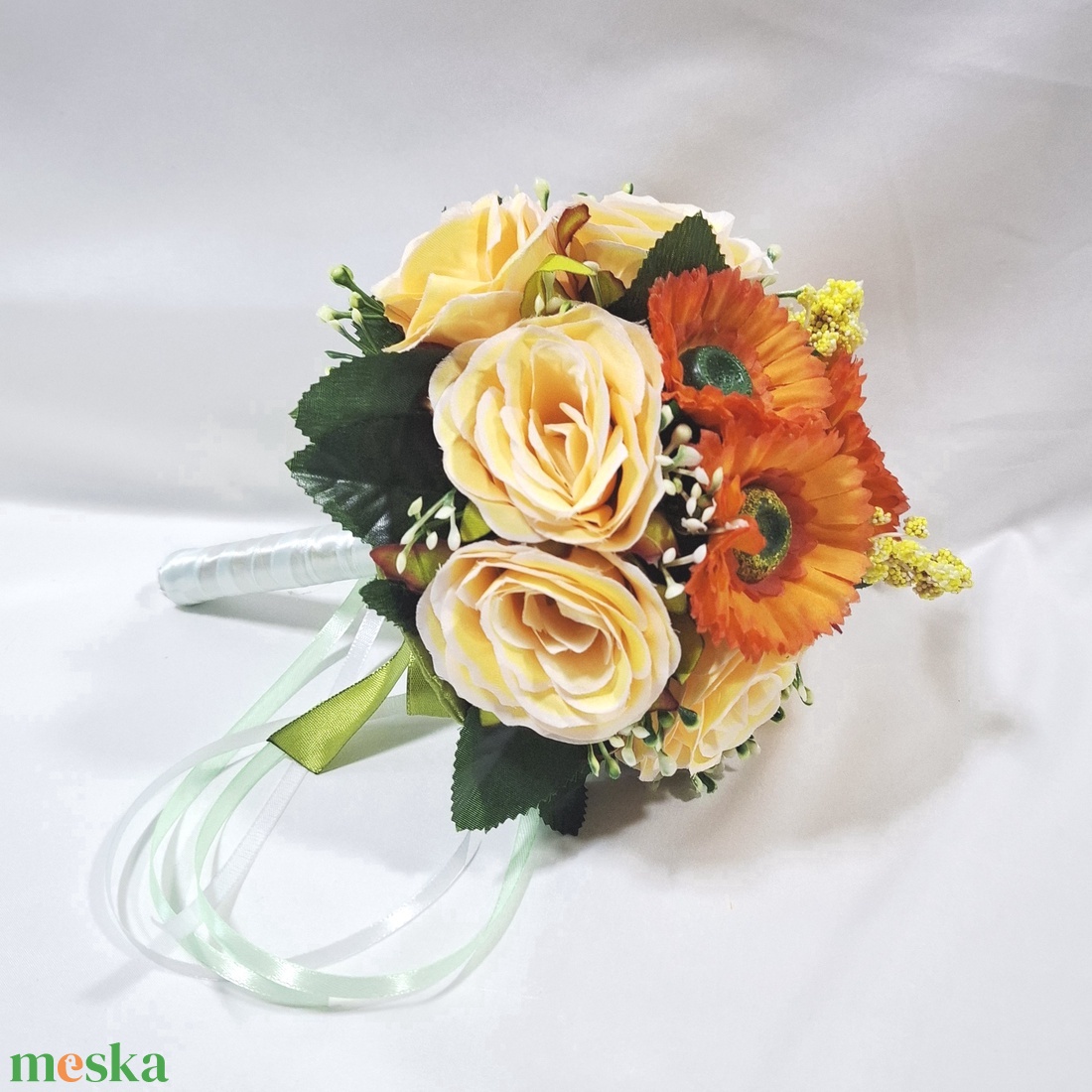 Ünnep virággal, örökcsokor, virág csokor, kézicsokor, ajándék  - otthon & életmód - virágdekoráció - virágok - virágcsokor - Meska.hu