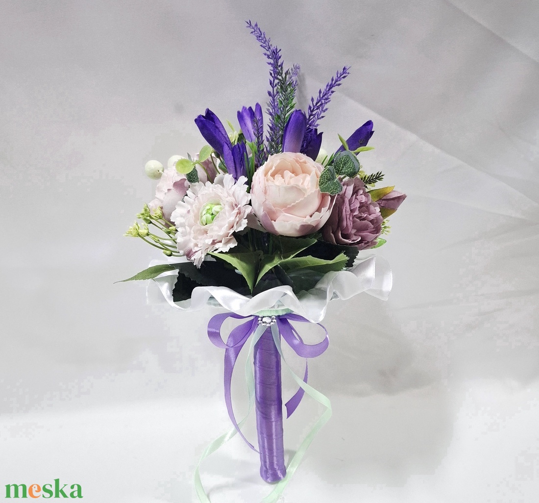 Ünnep rózsával, örökcsokor, virág csokor, kézicsokor, ajándék  - otthon & életmód - virágdekoráció - virágok - virágcsokor - Meska.hu