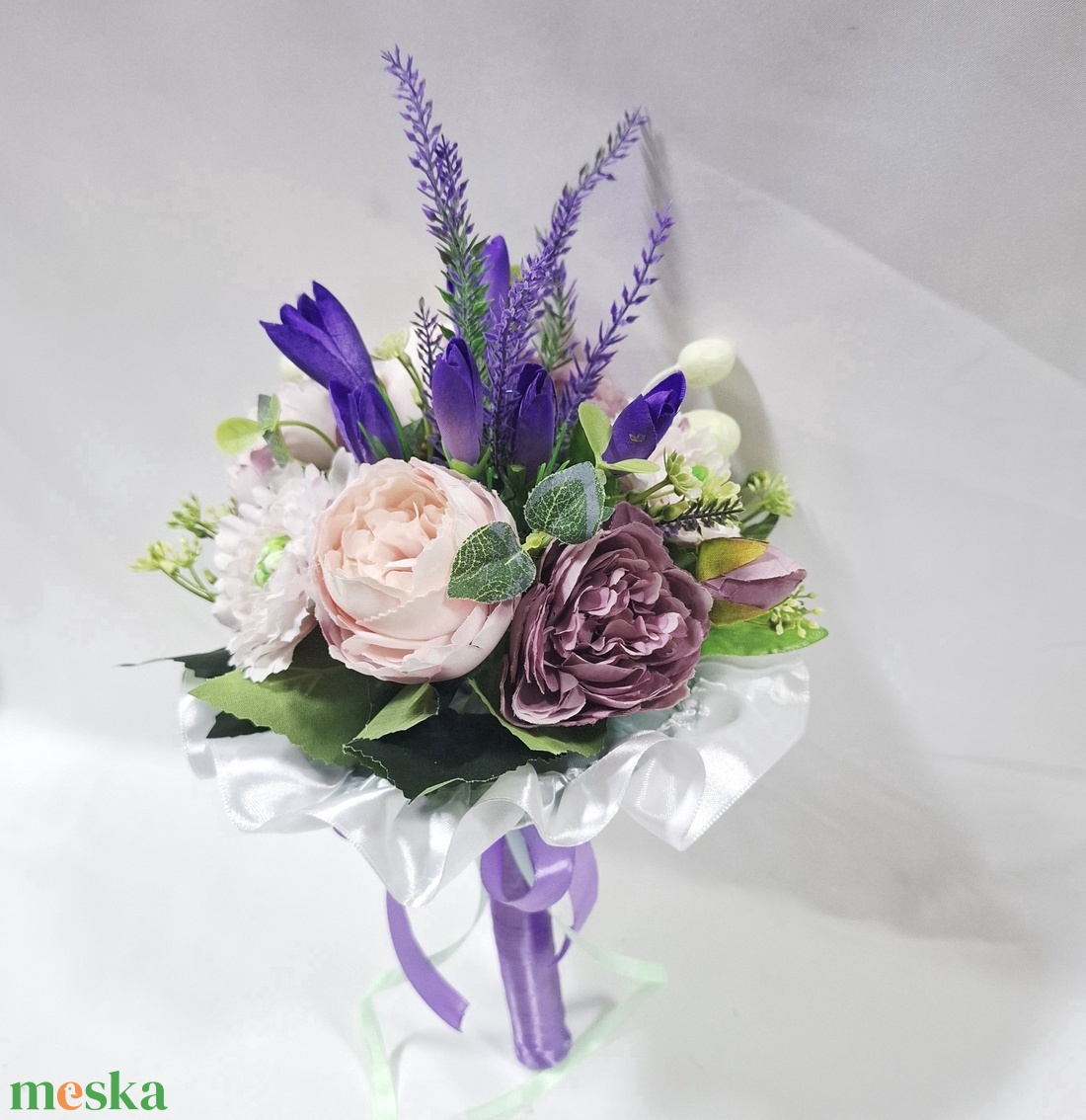 Ünnep rózsával, örökcsokor, virág csokor, kézicsokor, ajándék  - otthon & életmód - virágdekoráció - virágok - virágcsokor - Meska.hu