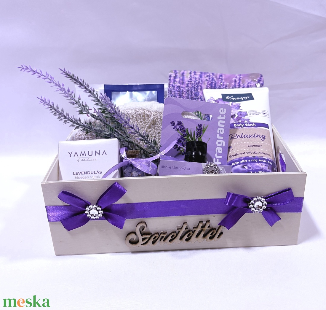 Szeretettel Vitamin gazdag Levendula kényeztető csomag, SPA doboz, kozmetikai csomag  - szépségápolás - kozmetikai ajándékcsomag - Meska.hu