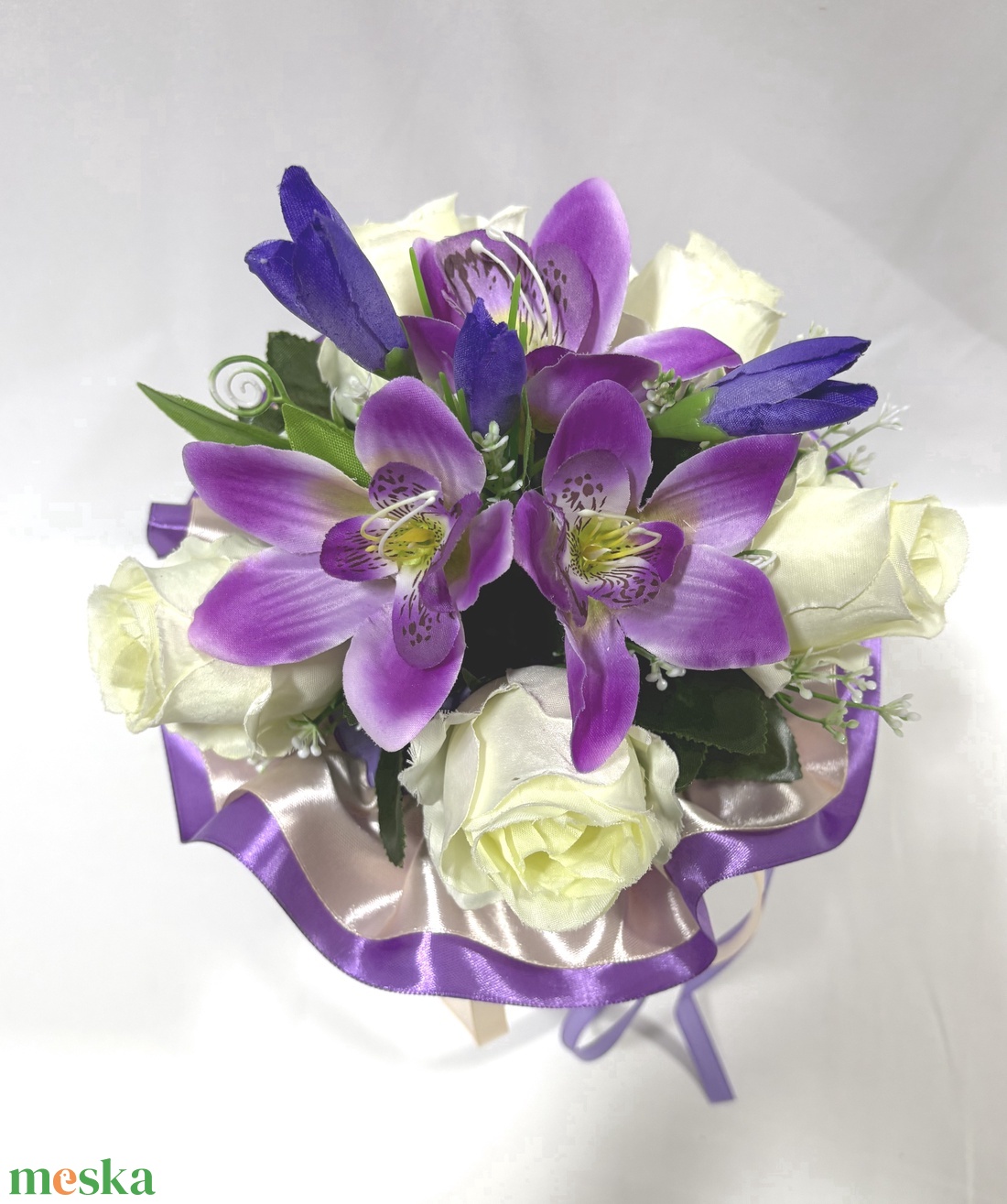 Ünnep orchidea és rózsával, örökcsokor, virág csokor, kézicsokor, ajándék (édességgel) - otthon & életmód - virágdekoráció - virágok - virágcsokor - Meska.hu