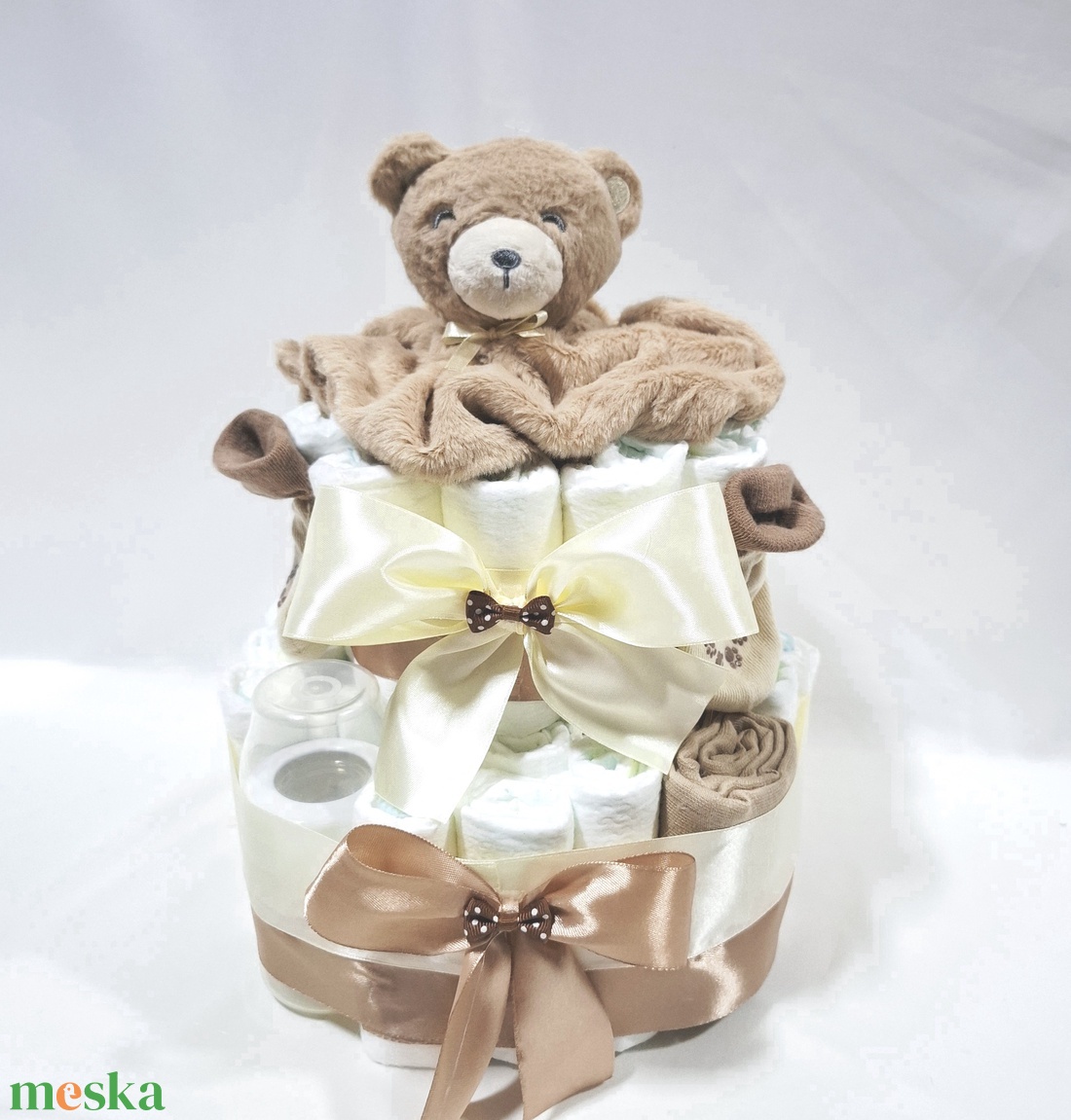 Mackó  pelenkatorta 2-5kg pelenkatorony, babaváró csomag, kelengye - baba - mama - pelenkázó, babafürdető kellékek - pelenkatorta - Meska.hu