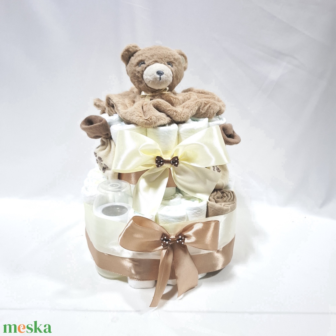 Mackó  pelenkatorta 2-5kg pelenkatorony, babaváró csomag, kelengye - baba - mama - pelenkázó, babafürdető kellékek - pelenkatorta - Meska.hu