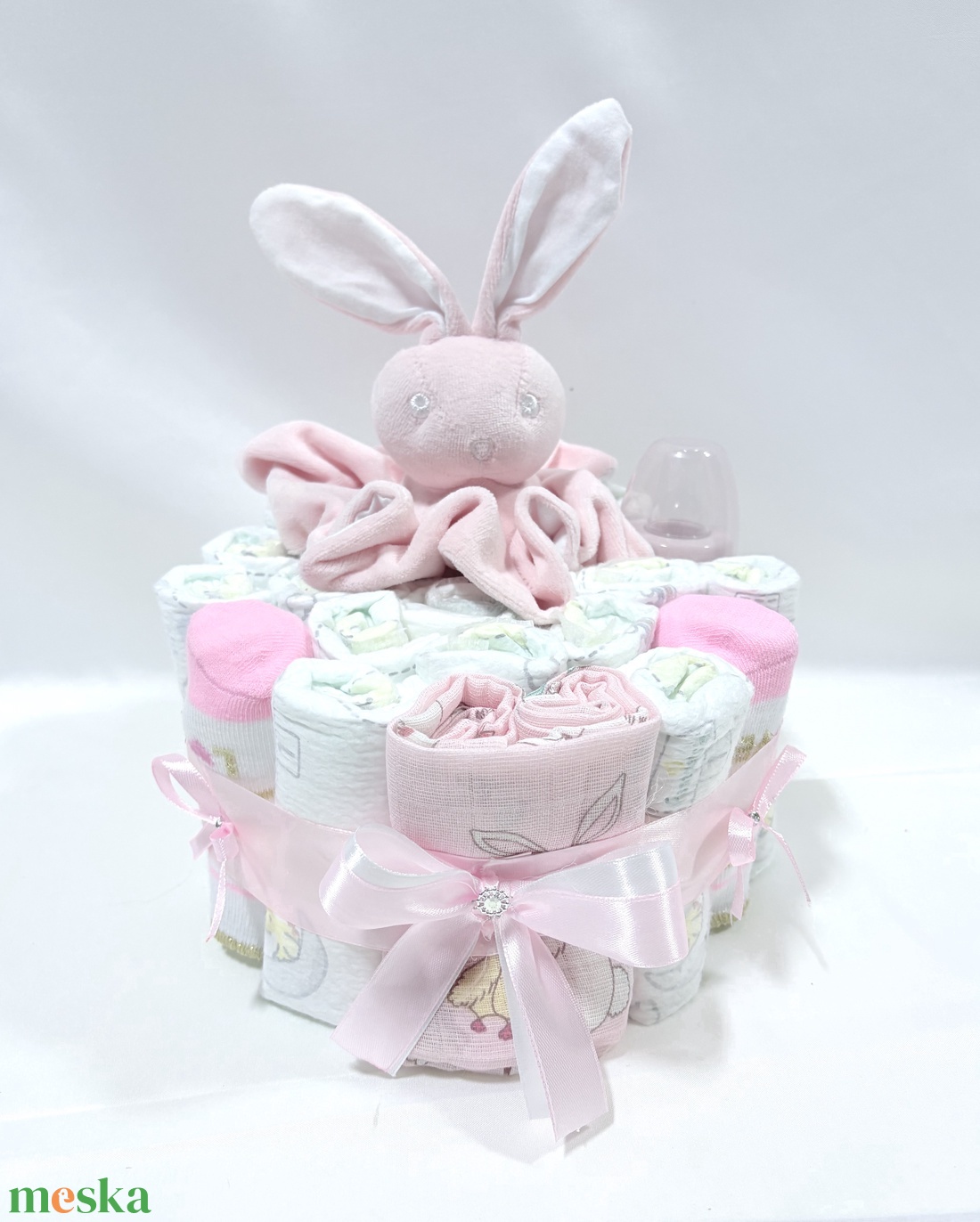Nyuszi babaváró pelenkatorta 2-5kg pelenkatorony, babaváró csomag, kelengye - baba - mama - pelenkázó, babafürdető kellékek - pelenkatorta - Meska.hu