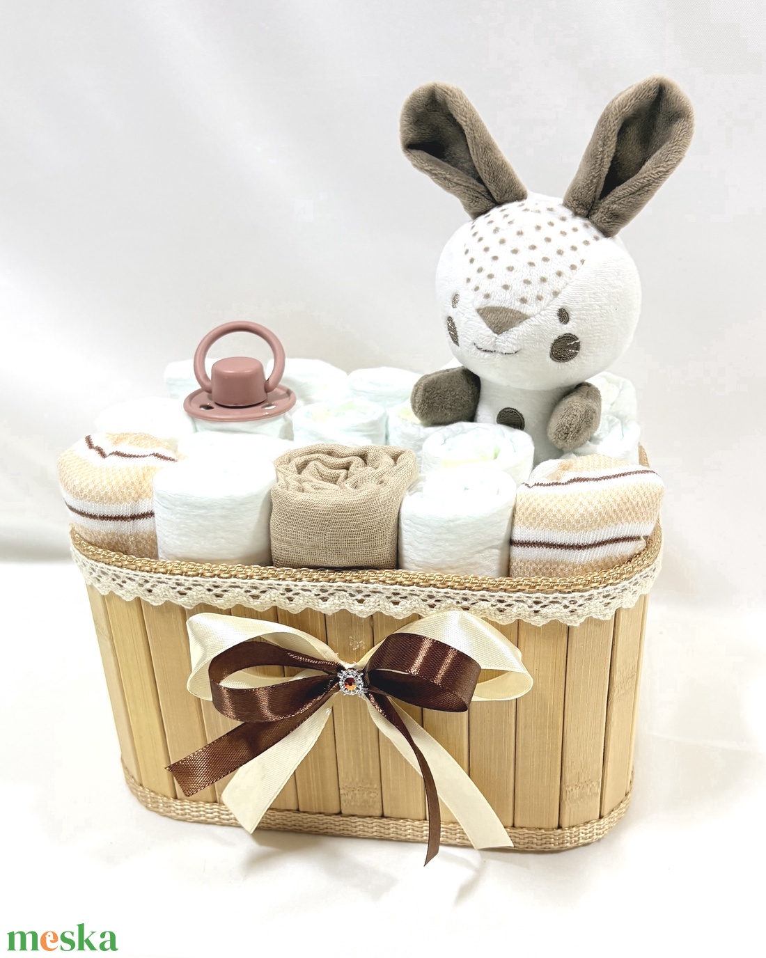 Nyuszi baba box , pelenkatorta 4-8 kg pelenkatorony, babaváró csomag, kelengye - baba - mama - babalátogató ajándékcsomag - Meska.hu
