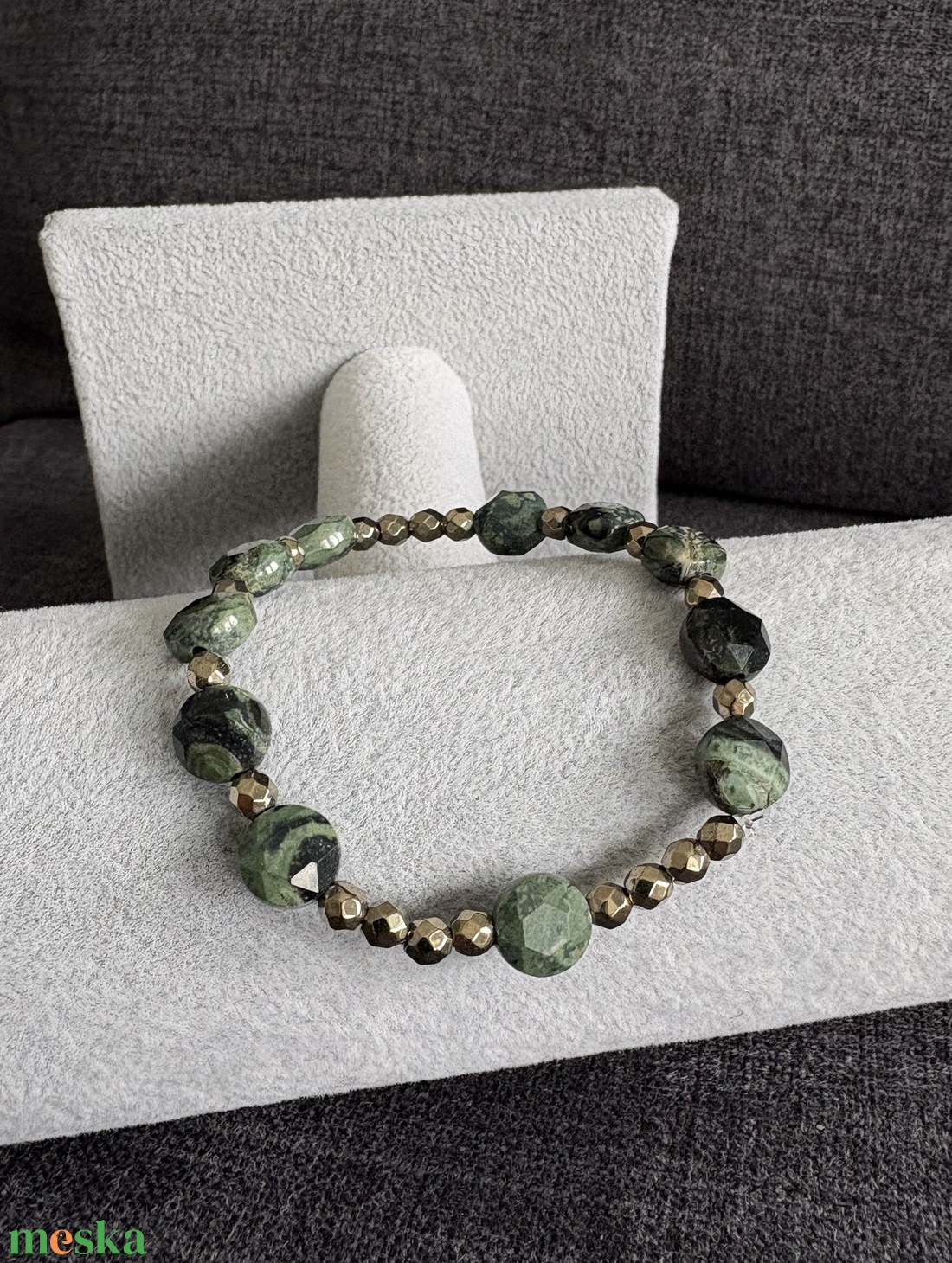 Földelő erőmű - ásványkarkötő - ékszer - karkötő - ásványkarkötő - Meska.hu