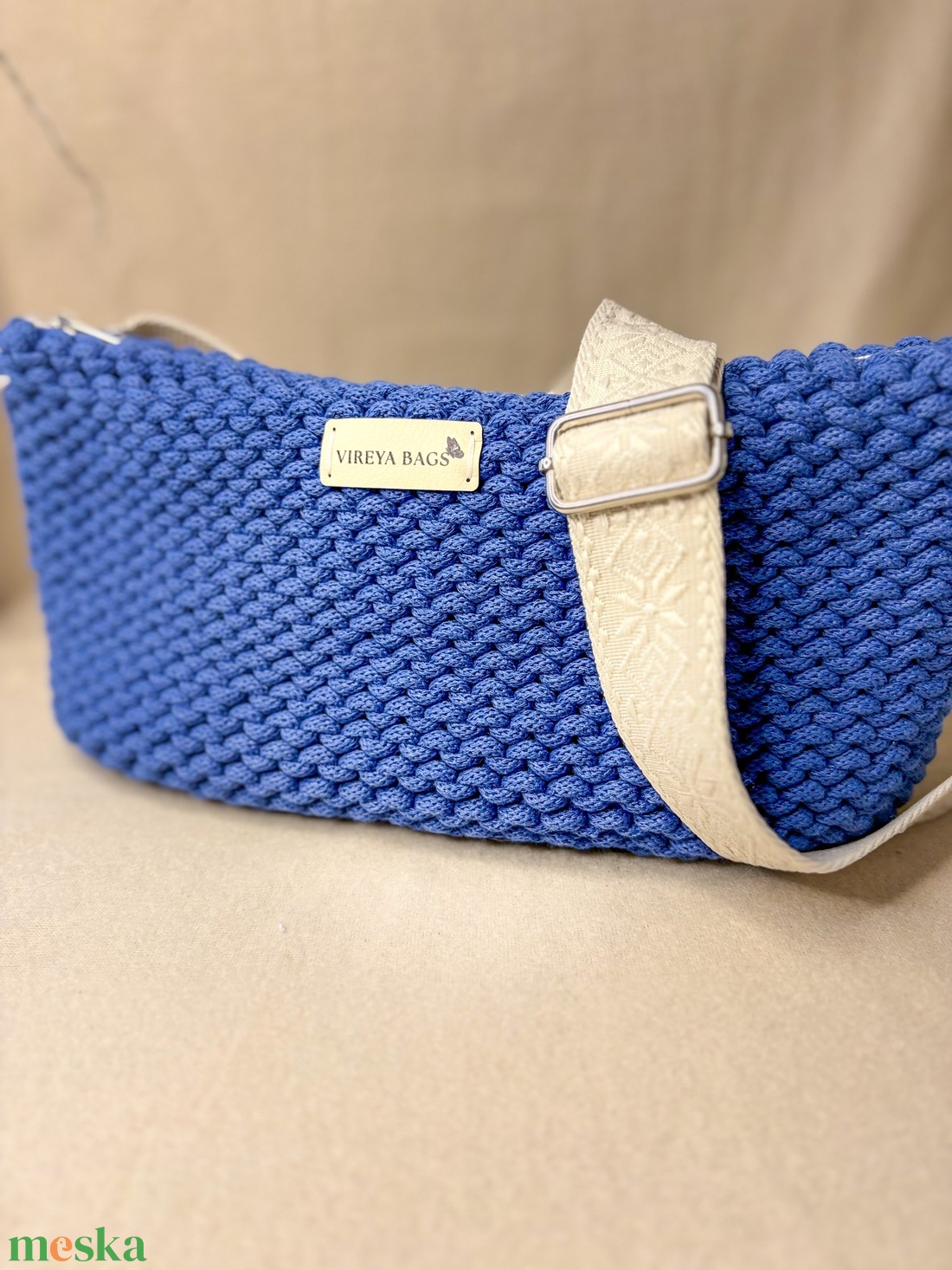 Lora táska - táska & tok - kézitáska & válltáska - vállon átvethető táska - Meska.hu