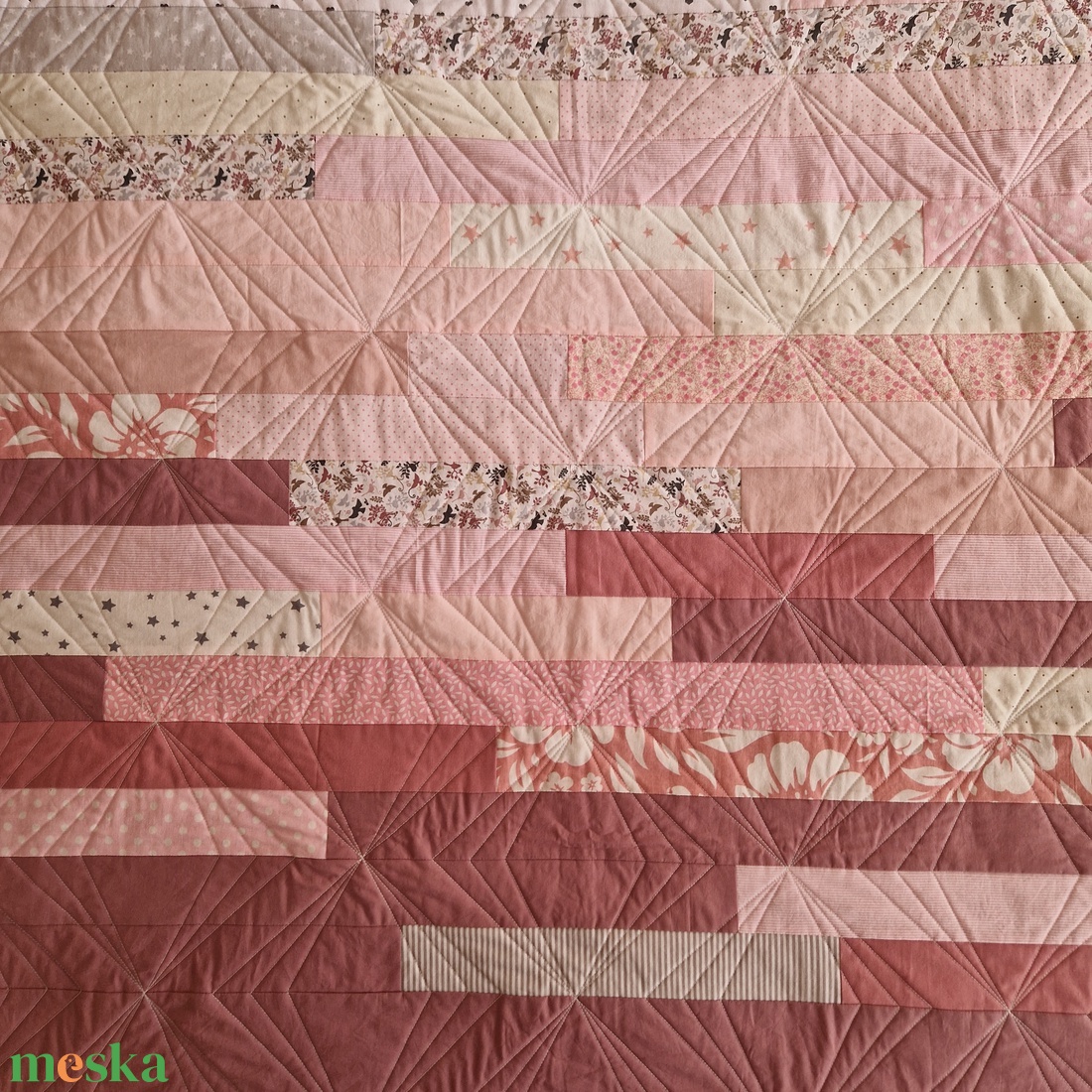 Egyedi gyerektakaró mályva-rózsaszín-szürke színekben - Stripes quilt - otthon & életmód - babaszoba, gyerekszoba - babatakaró, gyerek pléd - Meska.hu Egyedi gyerektakaró mályva-rózsaszín-szürke színekben - Stripes quilt - otthon & életmód - babaszoba, gyerekszoba - babatakaró, gyerek pléd - Meska.hu