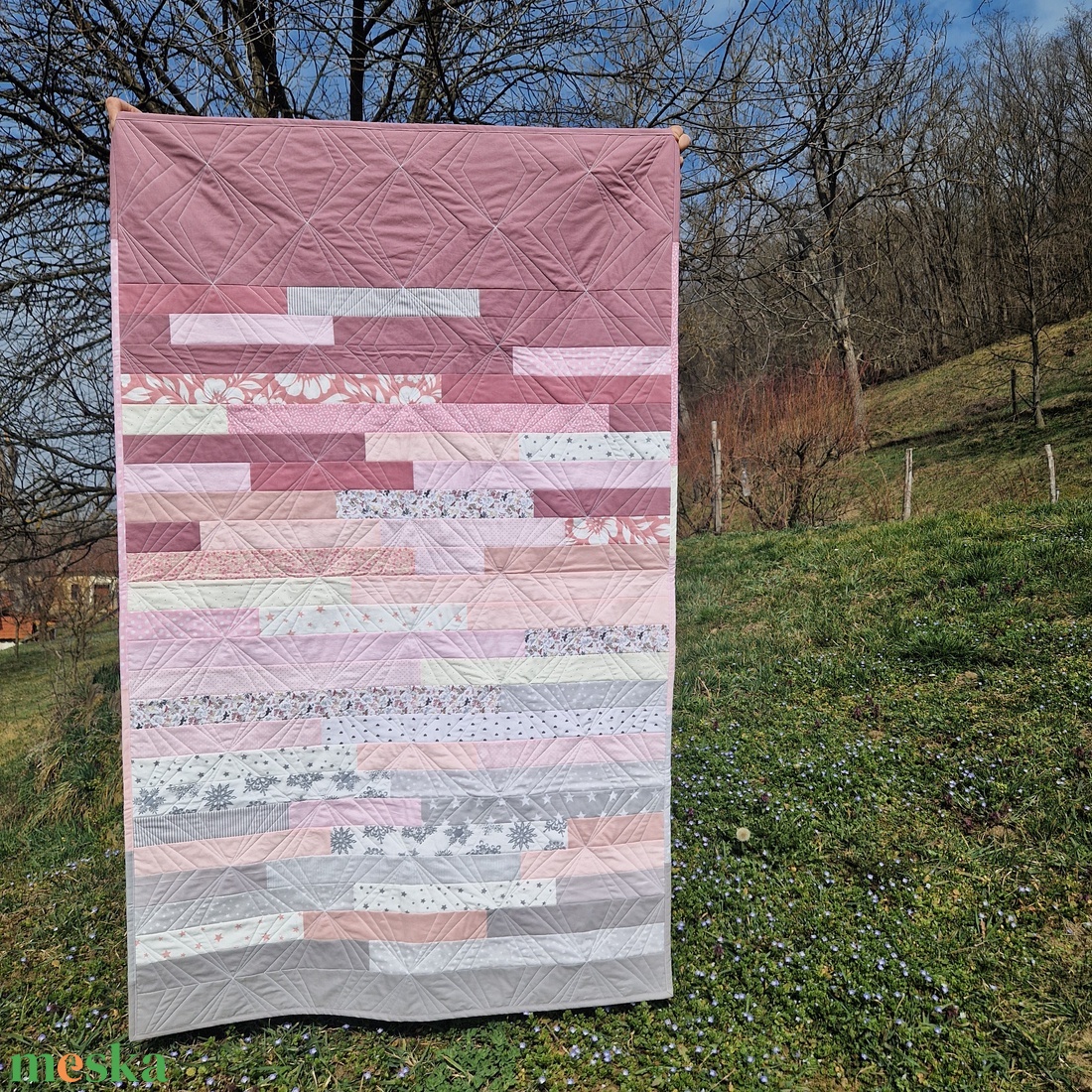 Egyedi gyerektakaró mályva-rózsaszín-szürke színekben - Stripes quilt - otthon & életmód - babaszoba, gyerekszoba - babatakaró, gyerek pléd - Meska.hu Egyedi gyerektakaró mályva-rózsaszín-szürke színekben - Stripes quilt - otthon & életmód - babaszoba, gyerekszoba - babatakaró, gyerek pléd - Meska.hu