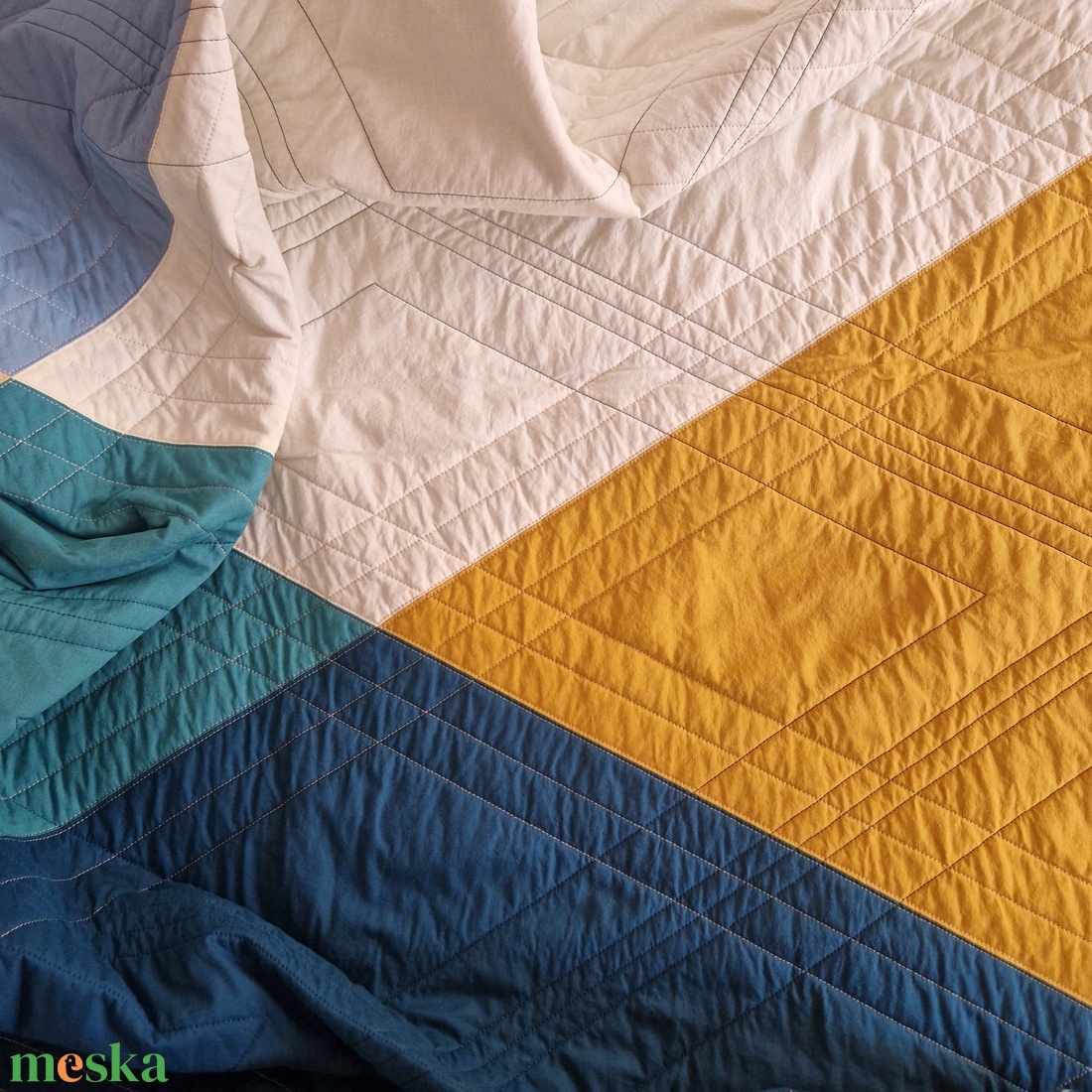 Modern throw quilt - egyedi takaró / ágytakaró - otthon & életmód - lakástextil - felnőtt takaró, pléd - Meska.hu Modern throw quilt - egyedi takaró / ágytakaró - otthon & életmód - lakástextil - felnőtt takaró, pléd - Meska.hu