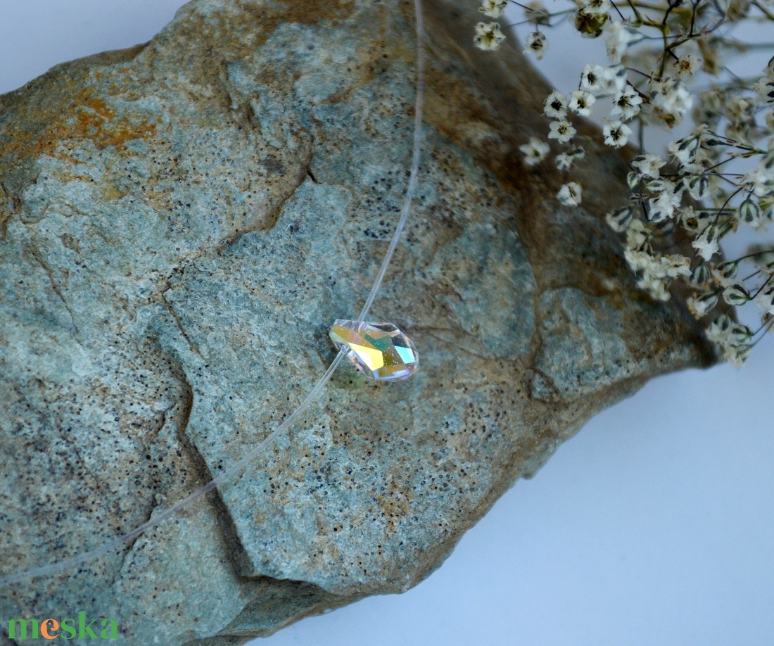Swarovski kristály damil szálon - ékszer - nyaklánc - medálos nyaklánc - Meska.hu Swarovski kristály damil szálon - ékszer - nyaklánc - medálos nyaklánc - Meska.hu