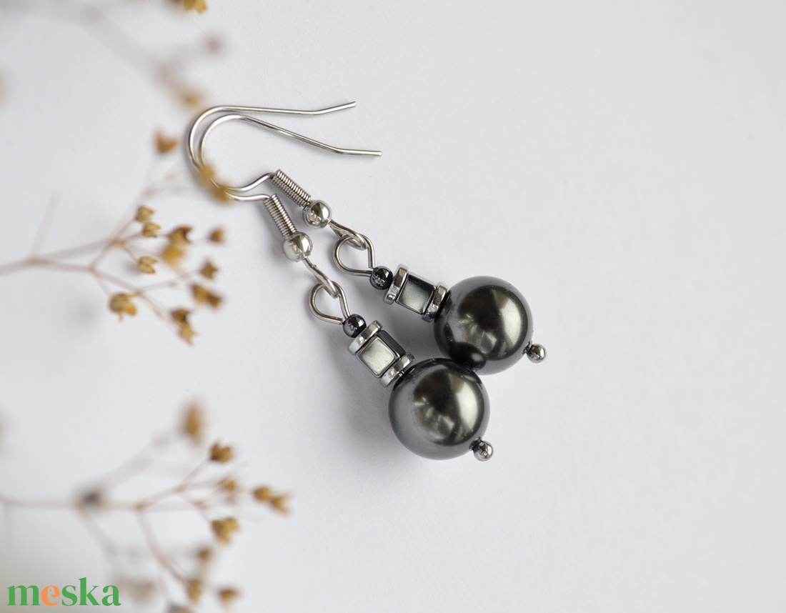 Swarovski gyöngy fülbevaló ásvánnyal. - ékszer - fülbevaló - lógó fülbevaló - Meska.hu Swarovski gyöngy fülbevaló ásvánnyal. - ékszer - fülbevaló - lógó fülbevaló - Meska.hu
