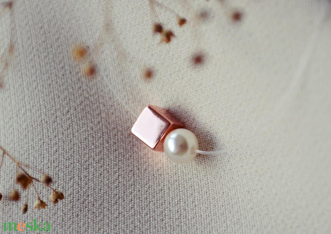 Rosegold kocka nyaklánc - ékszer - nyaklánc - gyöngyös nyaklánc - Meska.hu Rosegold kocka nyaklánc - ékszer - nyaklánc - gyöngyös nyaklánc - Meska.hu