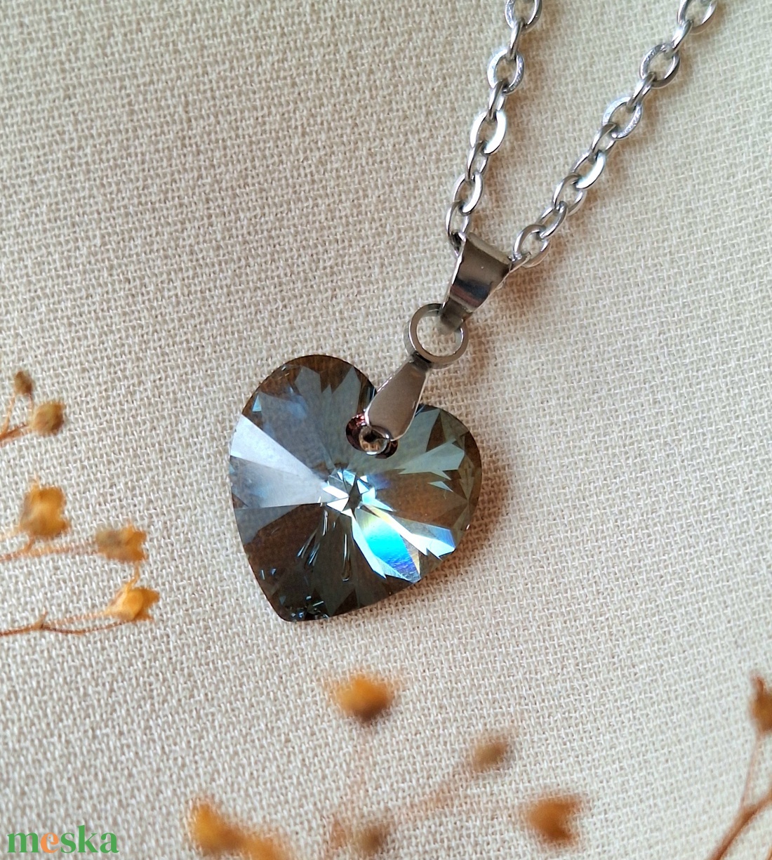 Swarovski medál acél nyakláncon - ékszer - nyaklánc - medálos nyaklánc - Meska.hu Swarovski medál acél nyakláncon - ékszer - nyaklánc - medálos nyaklánc - Meska.hu