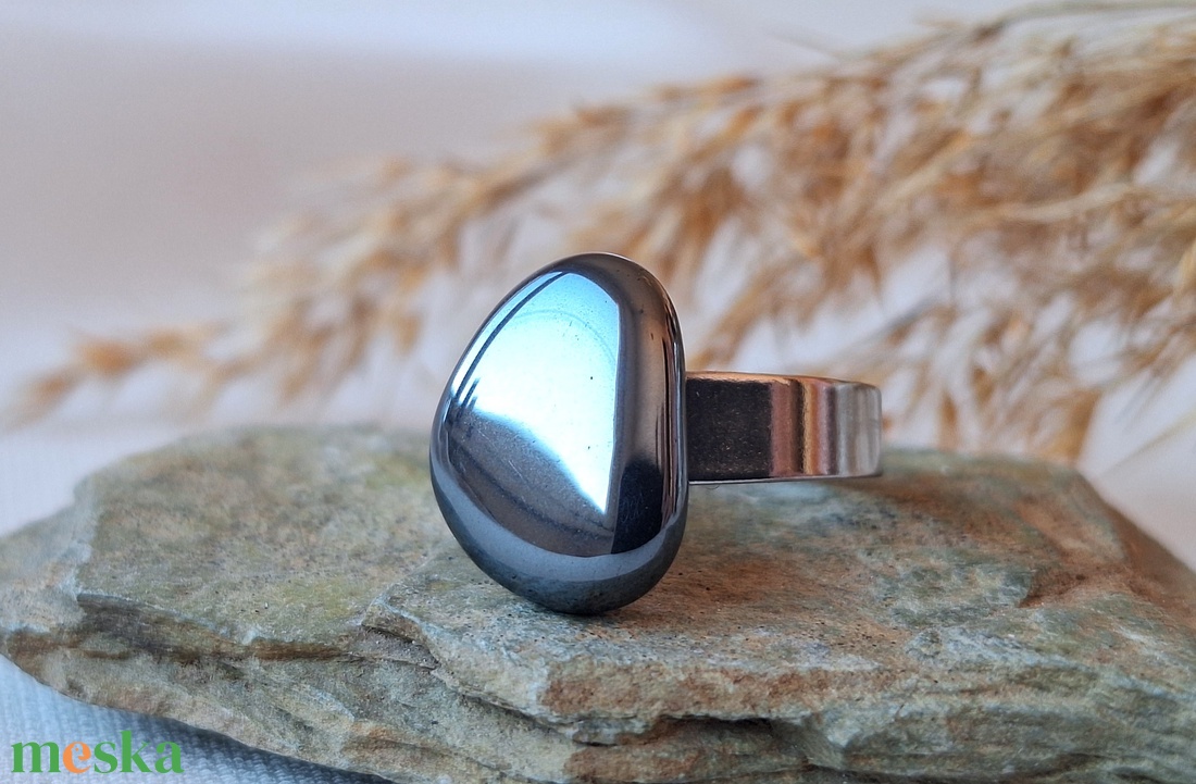 Hematit acél gyűrű - ékszer - gyűrű - statement gyűrű - Meska.hu