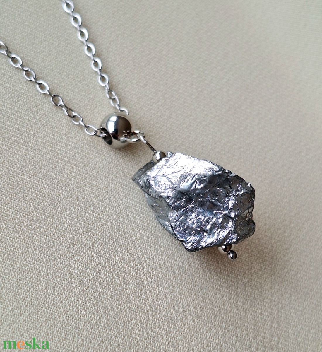 Ásvány medál acél láncon - ékszer - nyaklánc - medál - Meska.hu