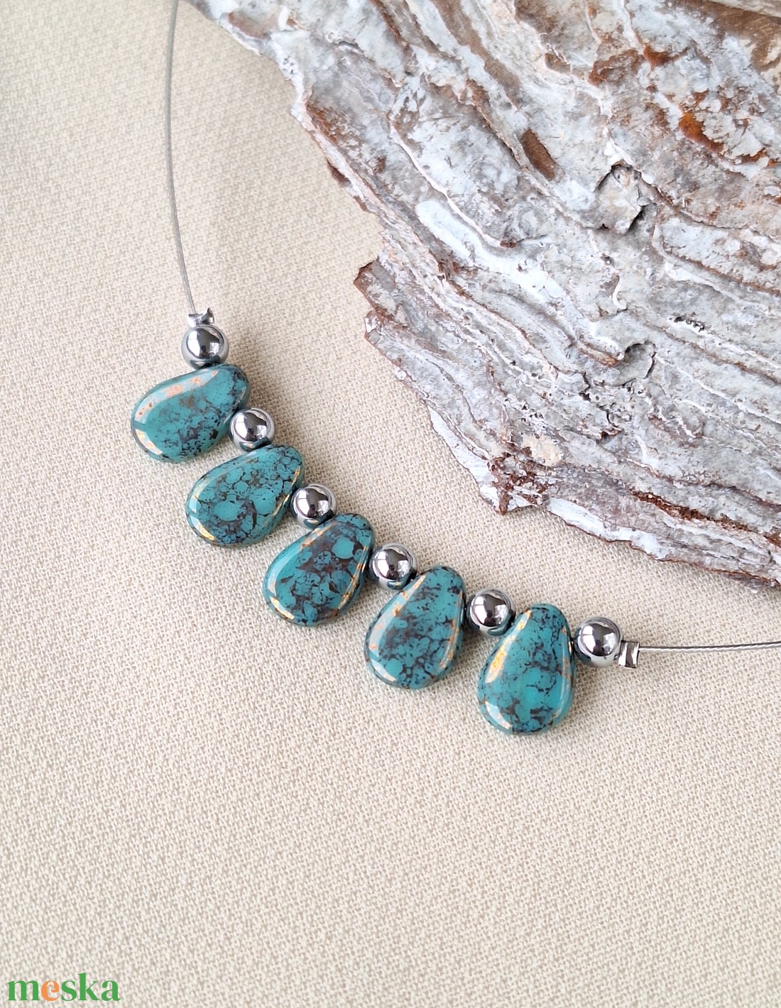 Üveggyöngy nyaklánc - ékszer - nyaklánc - gyöngyös nyaklánc - Meska.hu