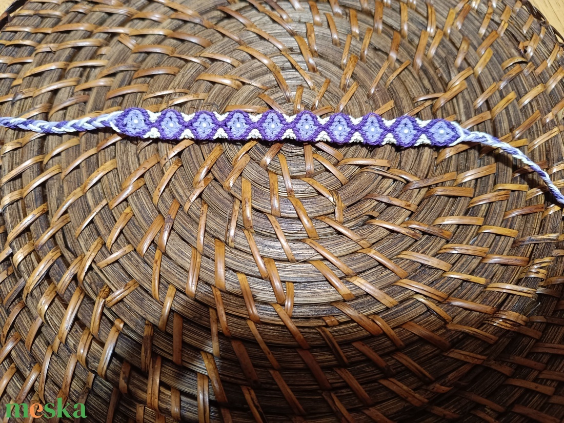 Gyöngyös karkötő - ékszer - karkötő - fonott karkötő - Meska.hu