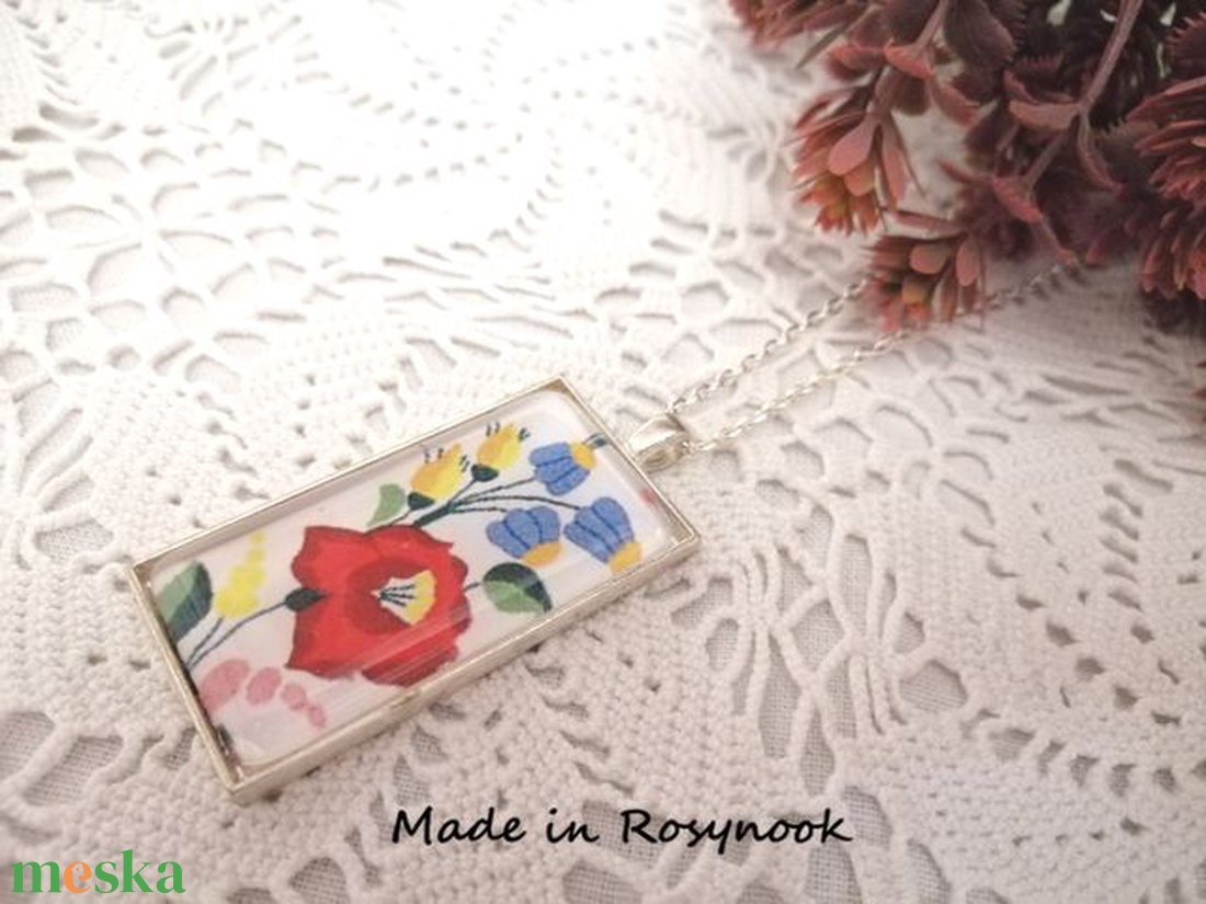 XXL-es kalocsai mintás nyaklánc - ékszer - nyaklánc - medálos nyaklánc - Meska.hu