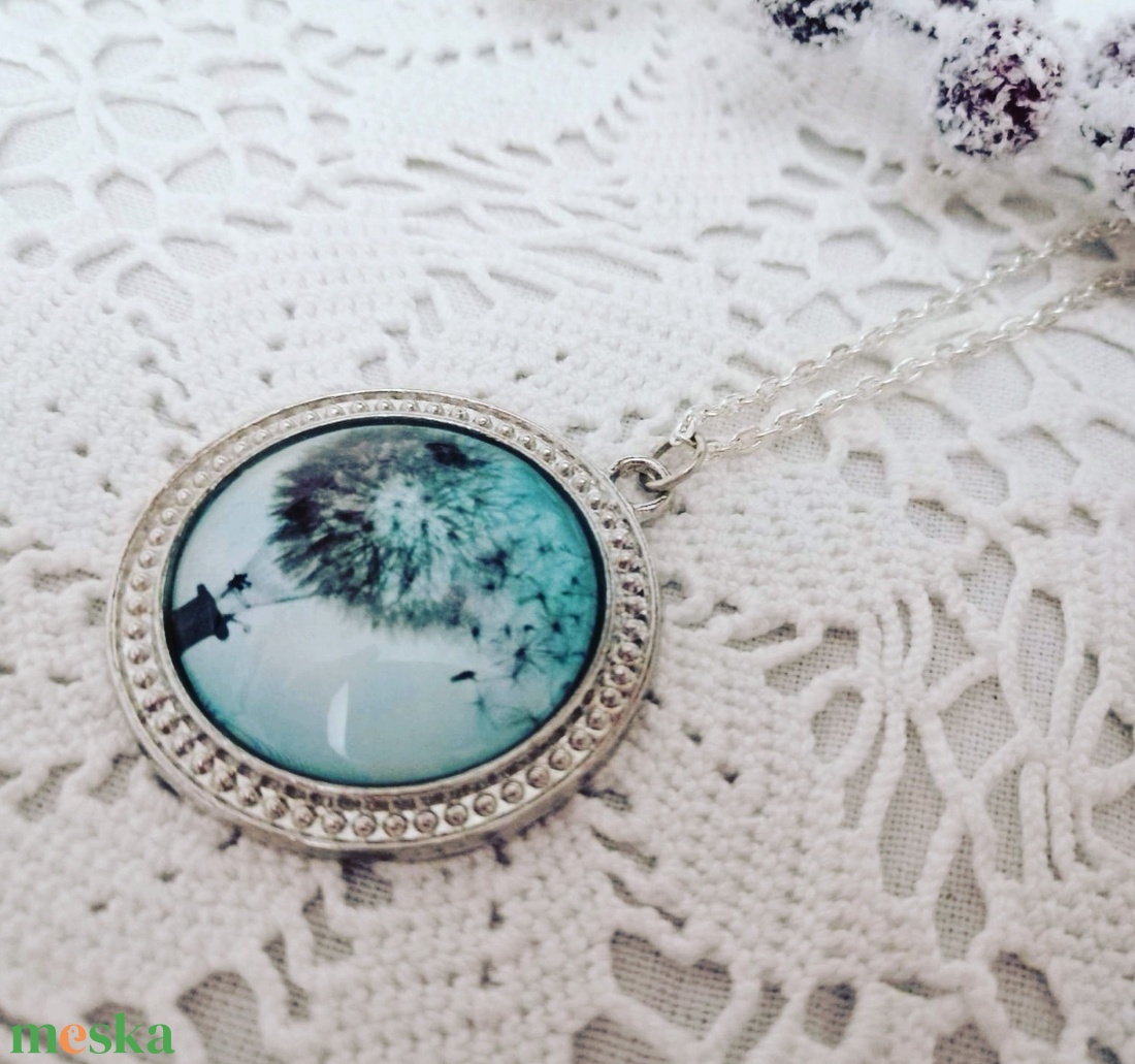 Gyönyörű pitypangos nyaklánc  - ékszer - nyaklánc - medálos nyaklánc - Meska.hu