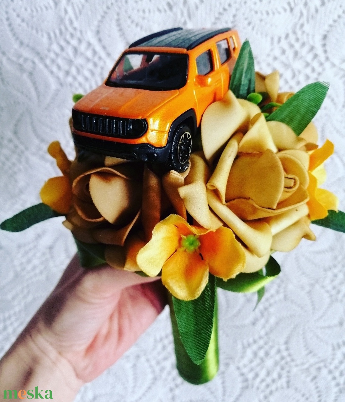 Óvodás ballagási csokor autóval - otthon & életmód - dekoráció - virágdísz és tartó - csokor & virágdísz - Meska.hu