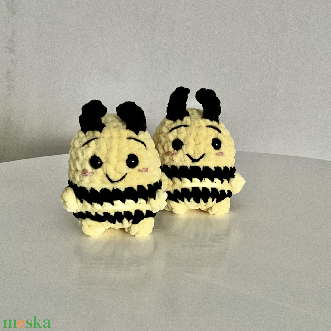 Horgolt mini méhecske - játék & sport - plüssállat & játékfigura - más figura - Meska.hu
