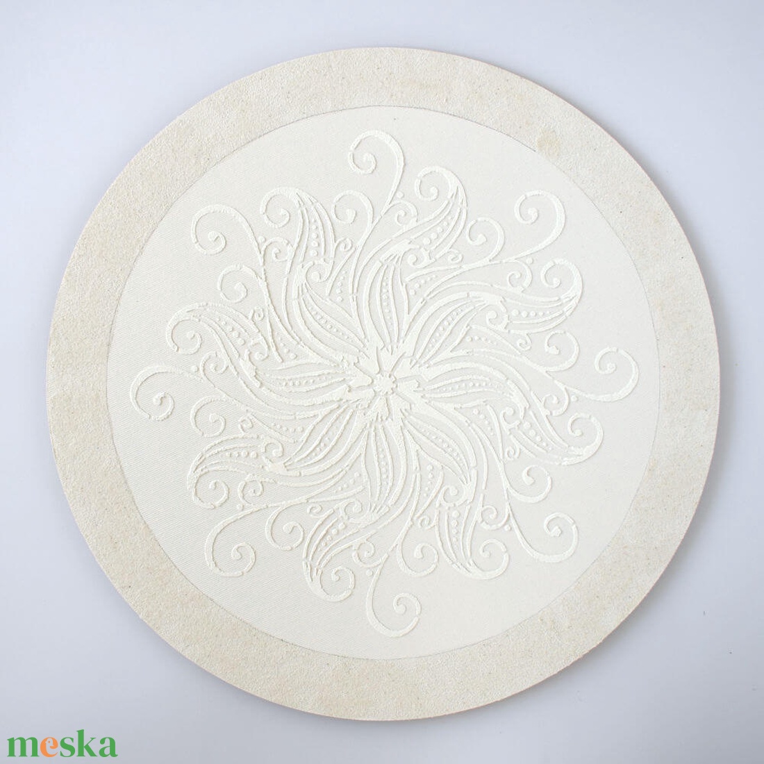 Mandala 40 cm-es, festenivaló, domborműves alap Hullámok - diy (csináld magad) - egységcsomag - Meska.hu Mandala 40 cm-es, festenivaló, domborműves alap Hullámok - diy (csináld magad) - egységcsomag - Meska.hu