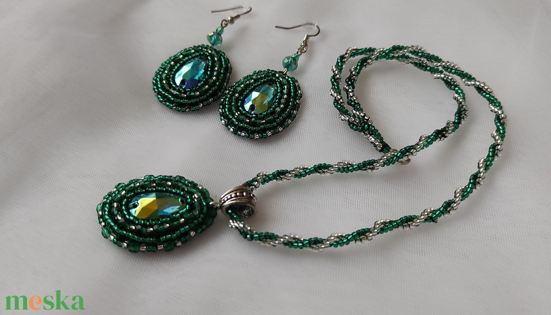 Emerald sparkles - ékszer - ékszerszett - Meska.hu Emerald sparkles - ékszer - ékszerszett - Meska.hu