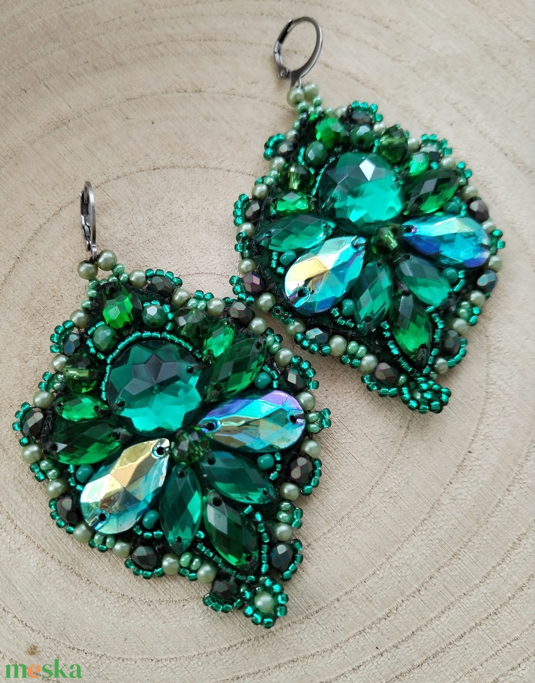 Emerald beauty fülbevaló - ékszer - fülbevaló - lógó fülbevaló - Meska.hu Emerald beauty fülbevaló - ékszer - fülbevaló - lógó fülbevaló - Meska.hu