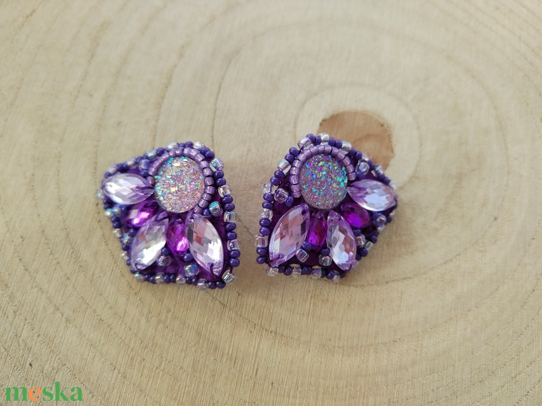 Lilac füli - ékszer - fülbevaló - pötty fülbevaló - Meska.hu