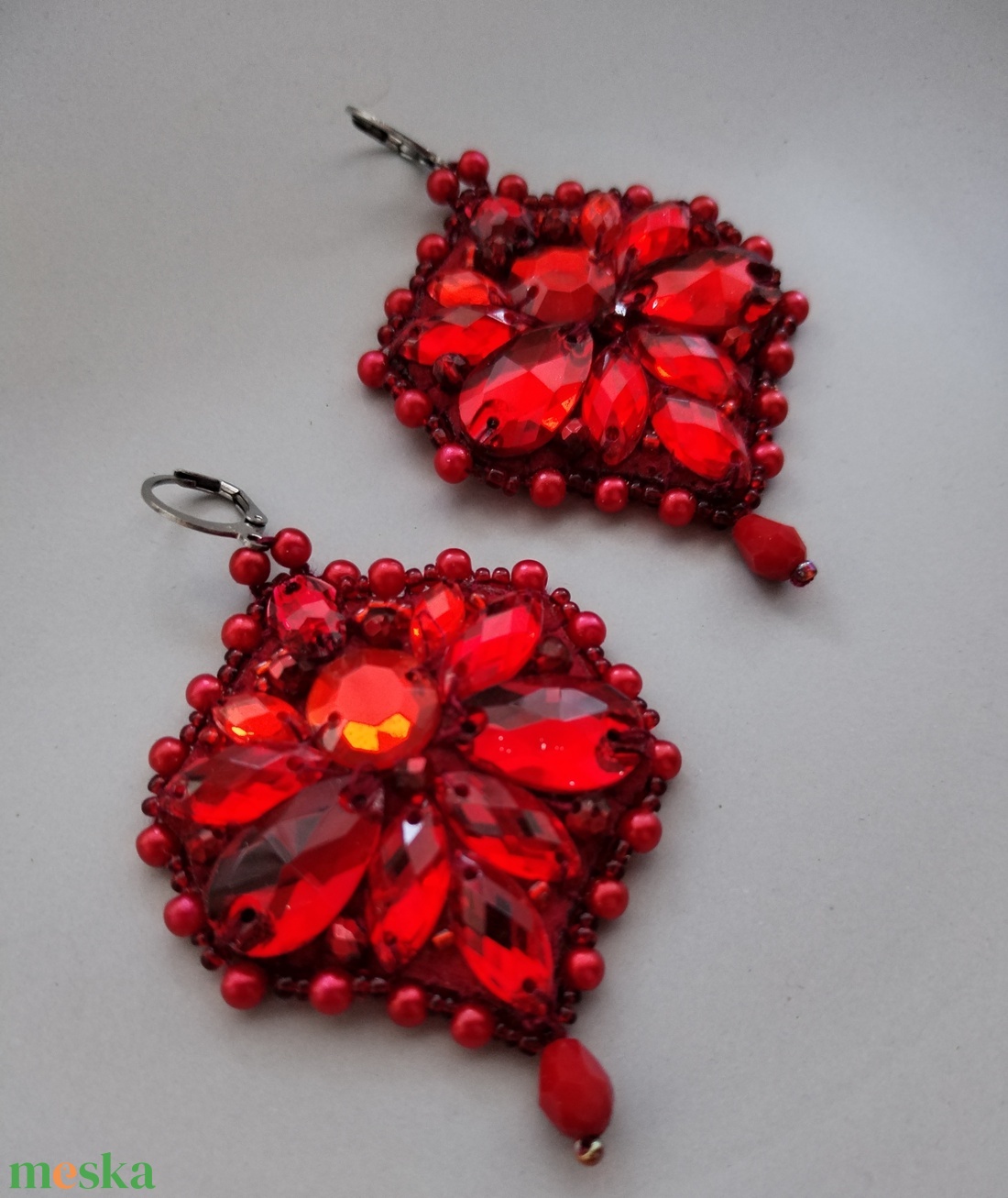 Red beauty  - ékszer - fülbevaló - lógó fülbevaló - Meska.hu