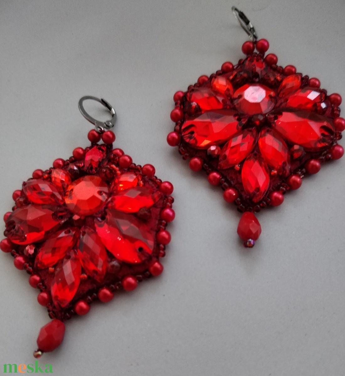 Red beauty  - ékszer - fülbevaló - lógó fülbevaló - Meska.hu
