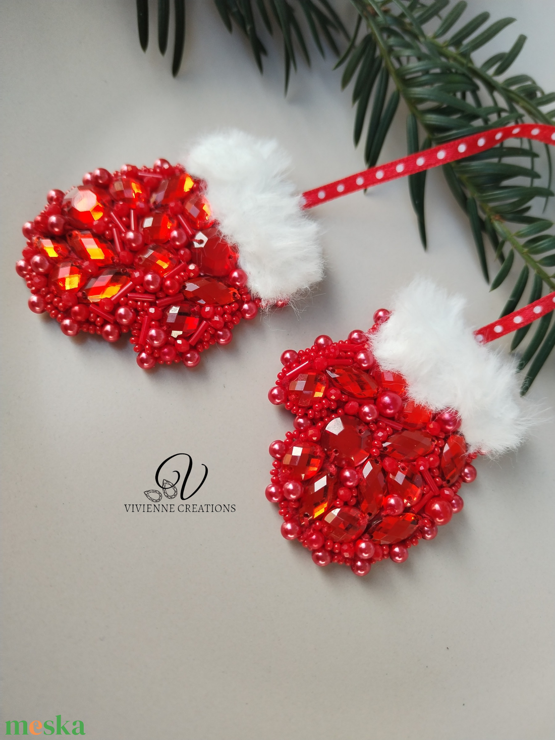 Karácsonyi dísz kesztyűcske  - karácsony - karácsonyi lakásdekoráció - karácsonyfadíszek - Meska.hu