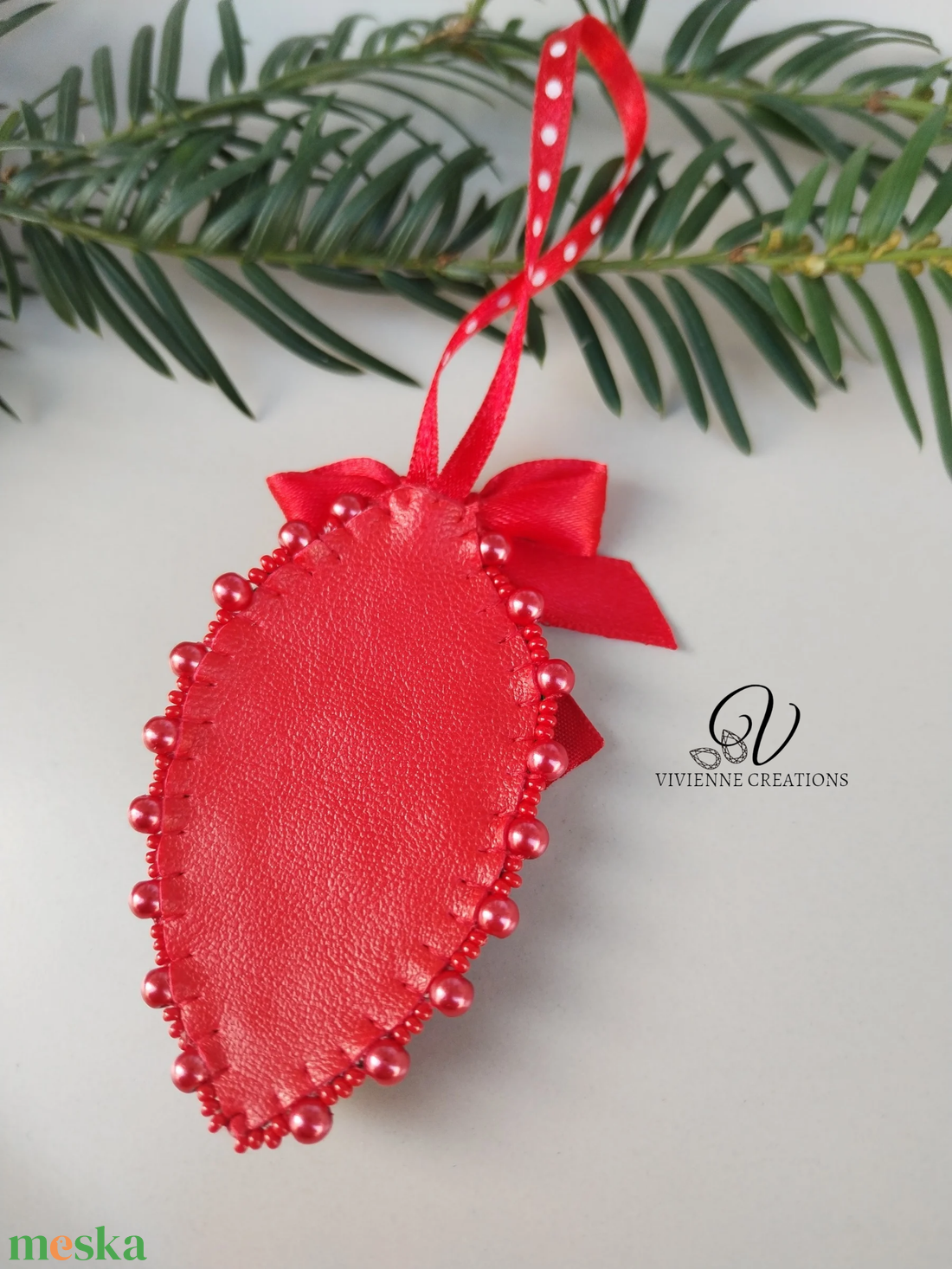 Csúcsos karácsonyi dísz  - karácsony - karácsonyi lakásdekoráció - karácsonyi lakásdíszek - Meska.hu