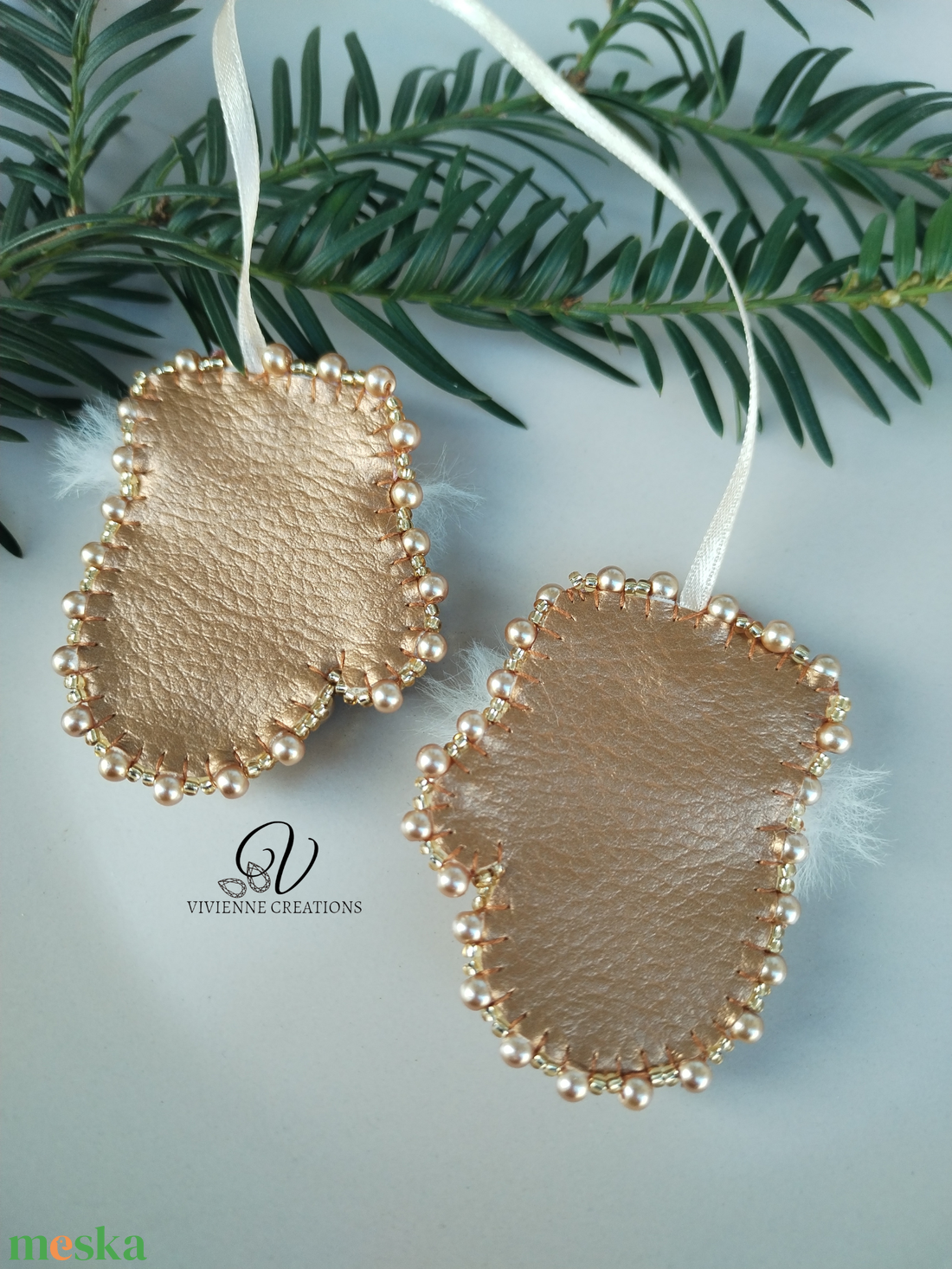 Karácsonyi dísz kesztyűcske  - karácsony - karácsonyi lakásdekoráció - karácsonyfadíszek - Meska.hu