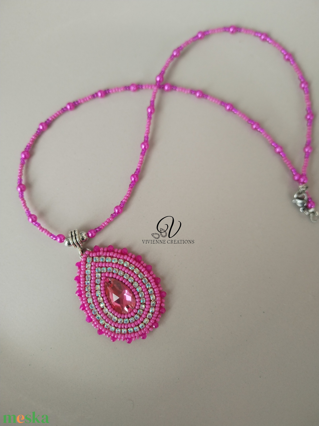 Nireya nyaklánc pink színváltozat - ékszer - nyaklánc - medálos nyaklánc - Meska.hu Nireya nyaklánc pink színváltozat - ékszer - nyaklánc - medálos nyaklánc - Meska.hu