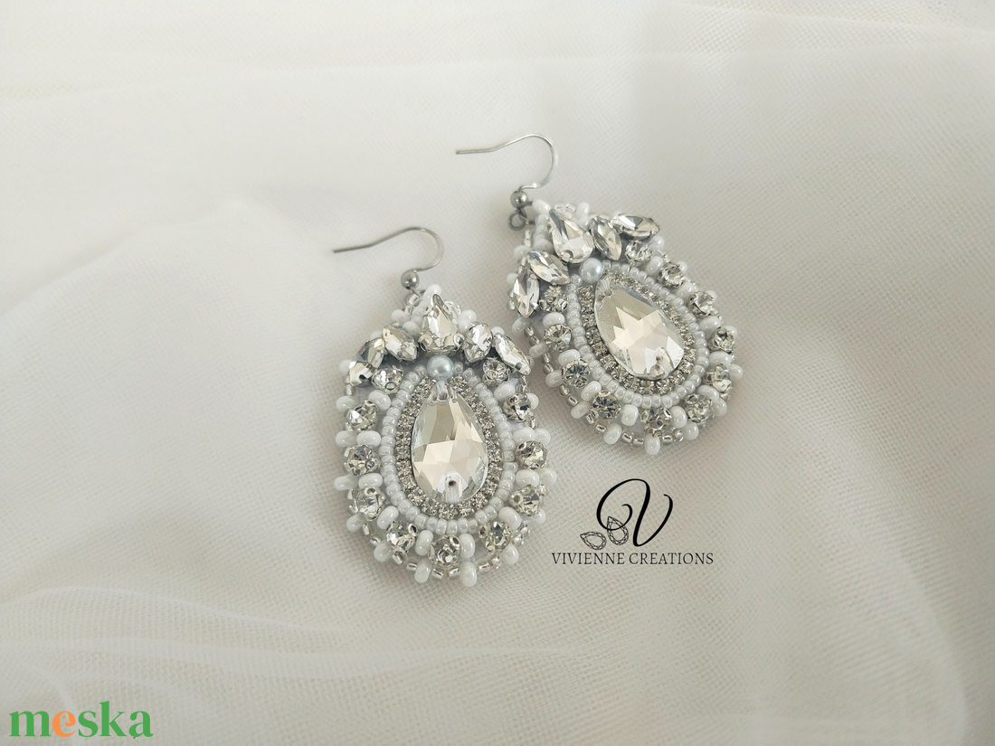 Edwina strasszköves fülbevaló - ékszer - fülbevaló - lógó fülbevaló - Meska.hu