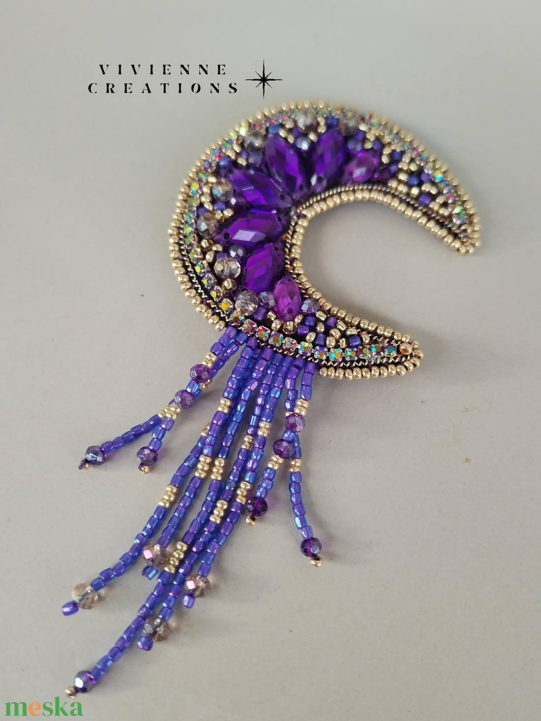 Moon Era bross lila - ékszer - kitűző és bross - Meska.hu