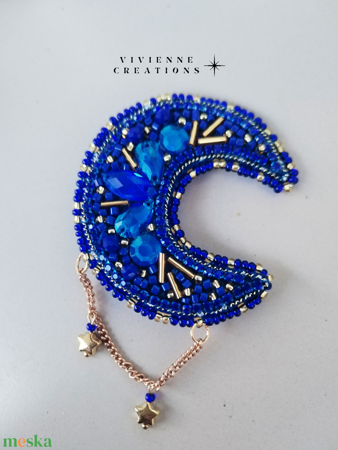 Moon Era bross királykék - ékszer - kitűző és bross - Meska.hu