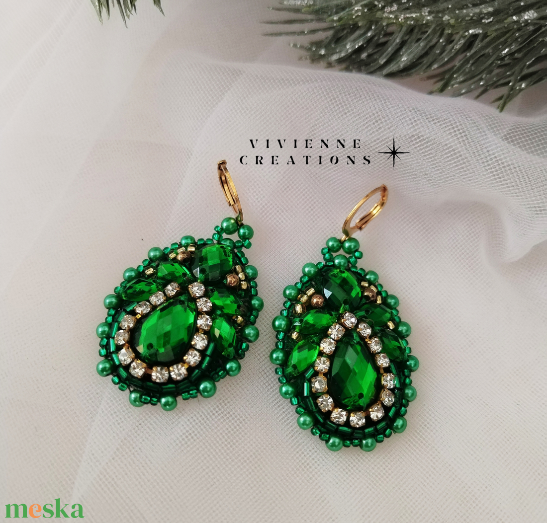 Sparkle green fülbevaló - ékszer - fülbevaló - lógó fülbevaló - Meska.hu