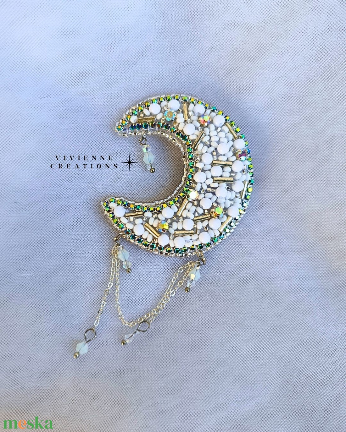 White Moon bross - ékszer - kitűző és bross - Meska.hu