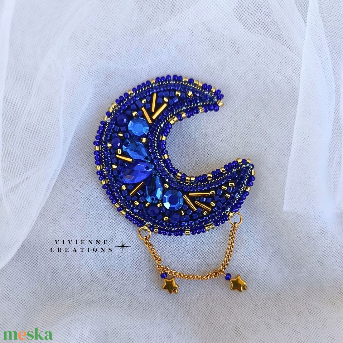 Moon Era bross királykék - ékszer - kitűző és bross - Meska.hu