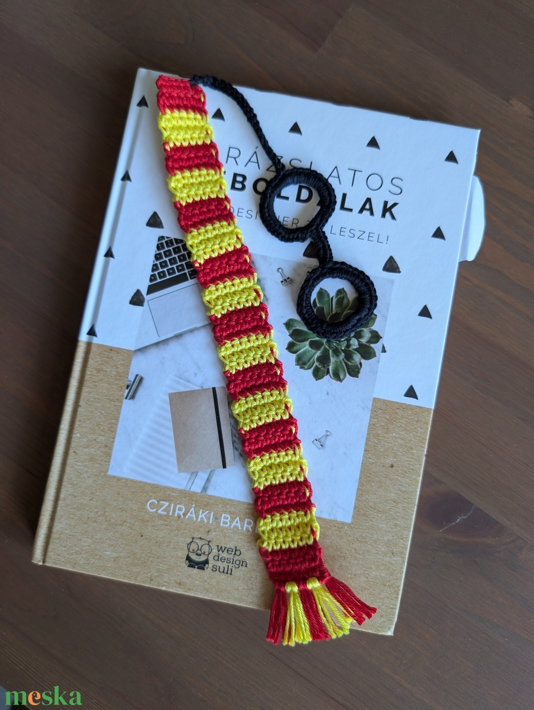 Varázslatos horgolt könyvjelző - könyv & zene - könyvjelző - Meska.hu