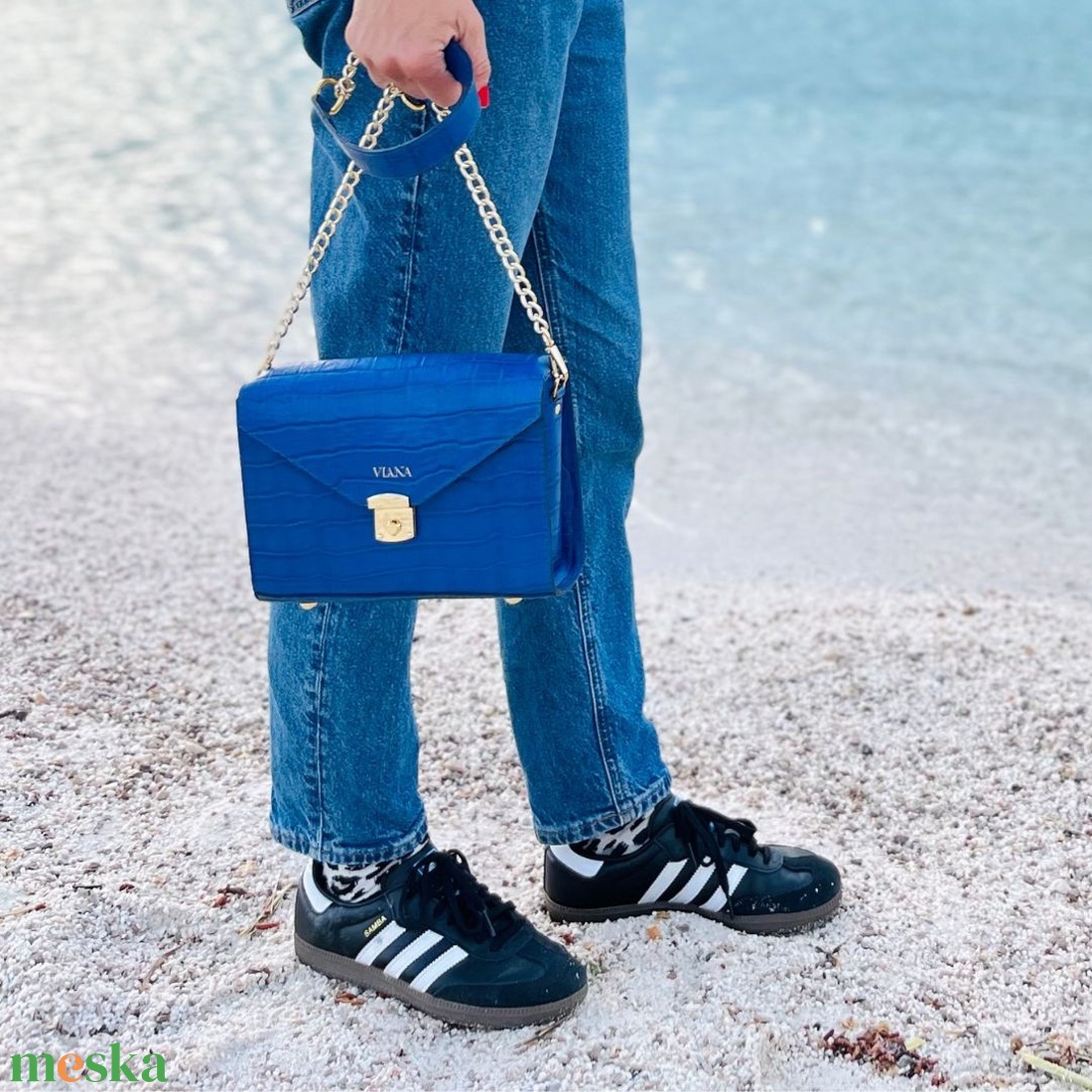 Kék krokodil mintás bőrtáska - választható pánttal - monogram nyomással (opcionális) - táska & tok - kézitáska & válltáska - alkalmi táska - Meska.hu