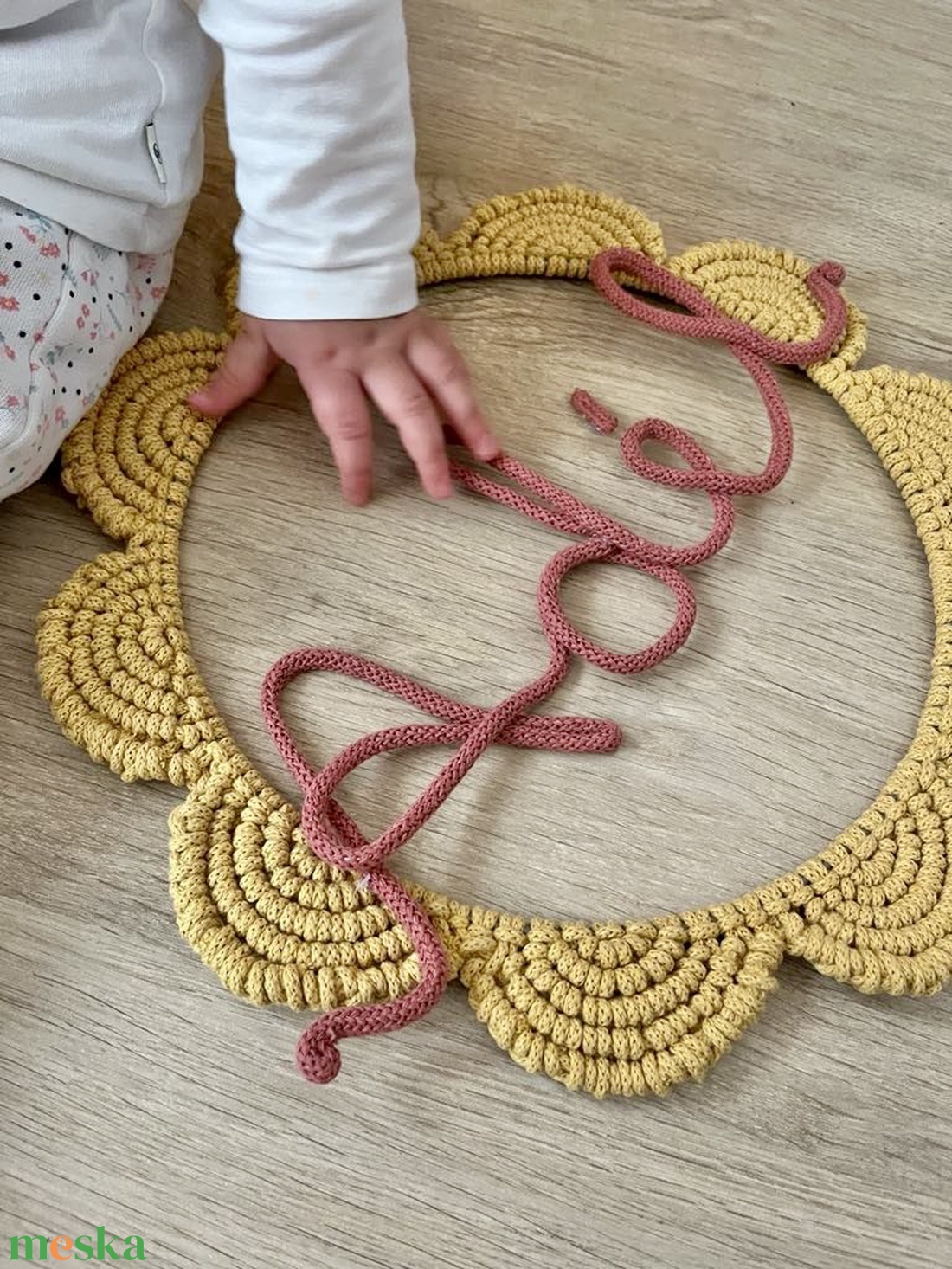 Virág formájú gyerekszoba dekoráció a gyermek névvel - otthon & életmód - babaszoba, gyerekszoba - babaszoba dekoráció - Meska.hu Virág formájú gyerekszoba dekoráció a gyermek névvel - otthon & életmód - babaszoba, gyerekszoba - babaszoba dekoráció - Meska.hu