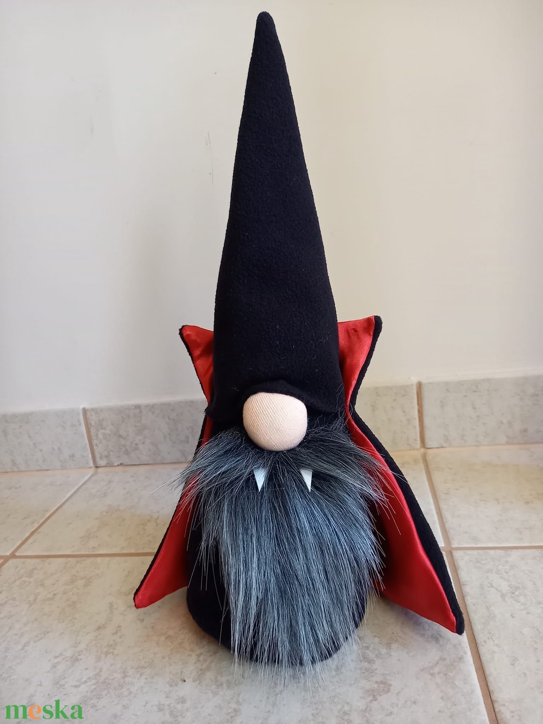 DRAKULA manó őszi - halloween-i dekoráció - otthon & életmód - dekoráció - halloween - halloweeni dekoráció - Meska.hu DRAKULA manó őszi - halloween-i dekoráció - otthon & életmód - dekoráció - halloween - halloweeni dekoráció - Meska.hu