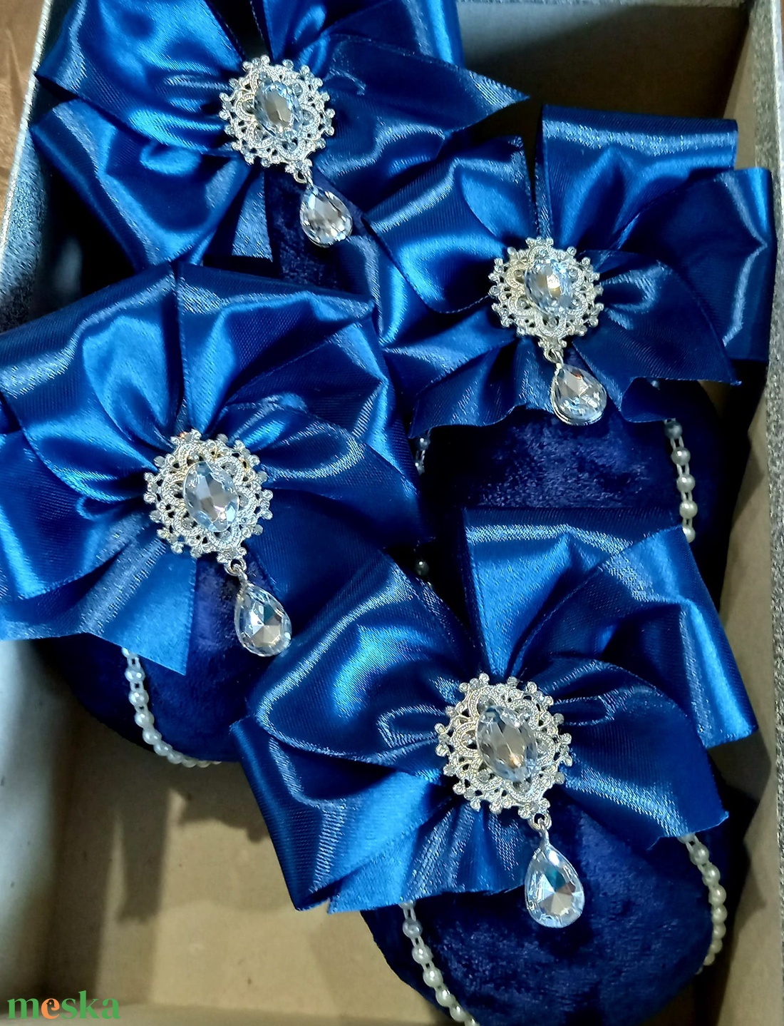Elegáns karácsonyi gömbök - karácsony - karácsonyi lakásdekoráció - karácsonyfadíszek - Meska.hu Elegáns karácsonyi gömbök - karácsony - karácsonyi lakásdekoráció - karácsonyfadíszek - Meska.hu