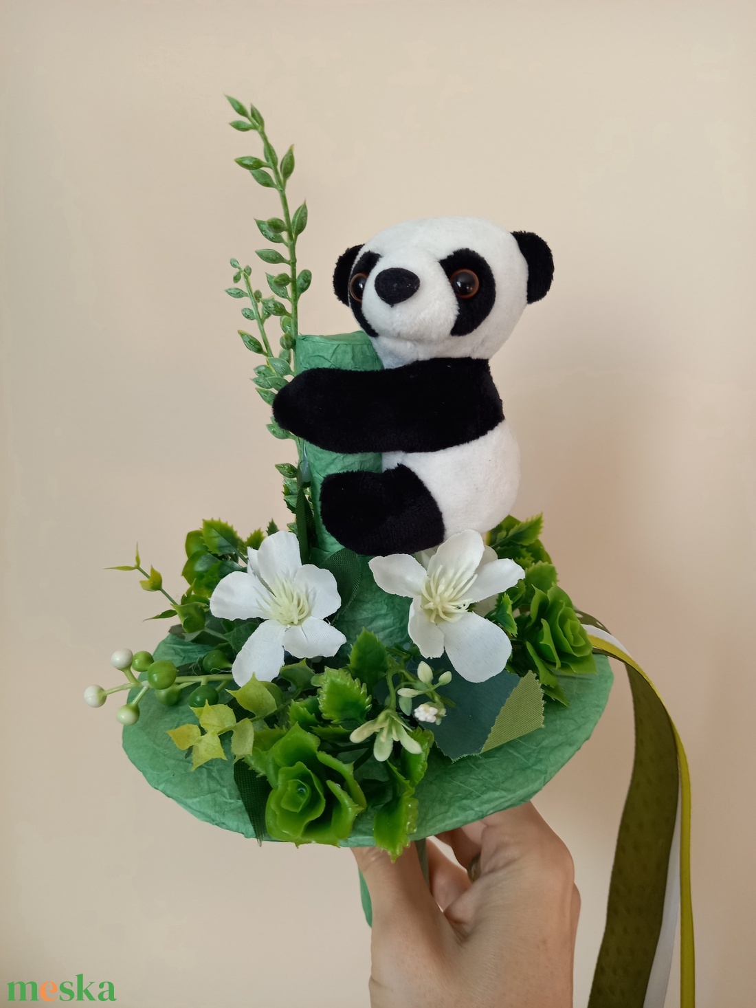 Pandás ovis, iskolás ballagási örökcsokor - otthon & életmód - dekoráció - virágdísz és tartó - csokor & virágdísz - Meska.hu Pandás ovis, iskolás ballagási örökcsokor - otthon & életmód - dekoráció - virágdísz és tartó - csokor & virágdísz - Meska.hu