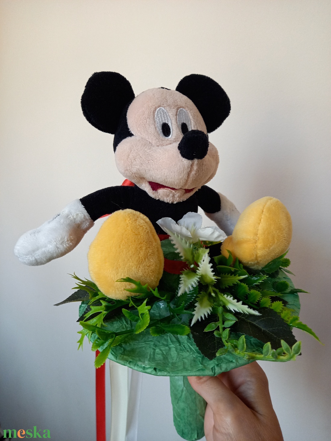 Ovis, óvodai ballagási örökcsokor Mickey egér plüssel - otthon & életmód - dekoráció - virágdekoráció - virágdekoráció - Meska.hu